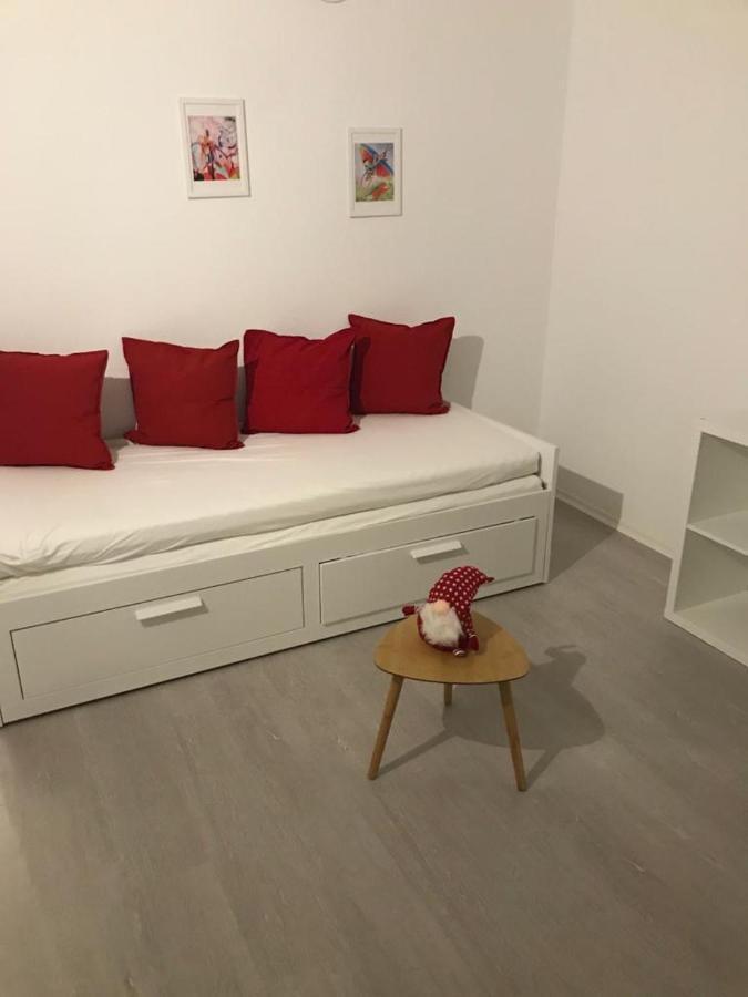 Haus Astenblick In Winterberg Fuer Bis Zu 35 Personen Fuer Wanderveranstaltungen Und Familienfeiern エクステリア 写真