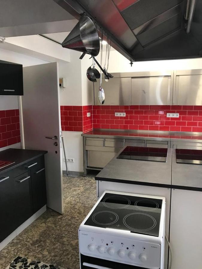 Haus Astenblick In Winterberg Fuer Bis Zu 35 Personen Fuer Wanderveranstaltungen Und Familienfeiern エクステリア 写真